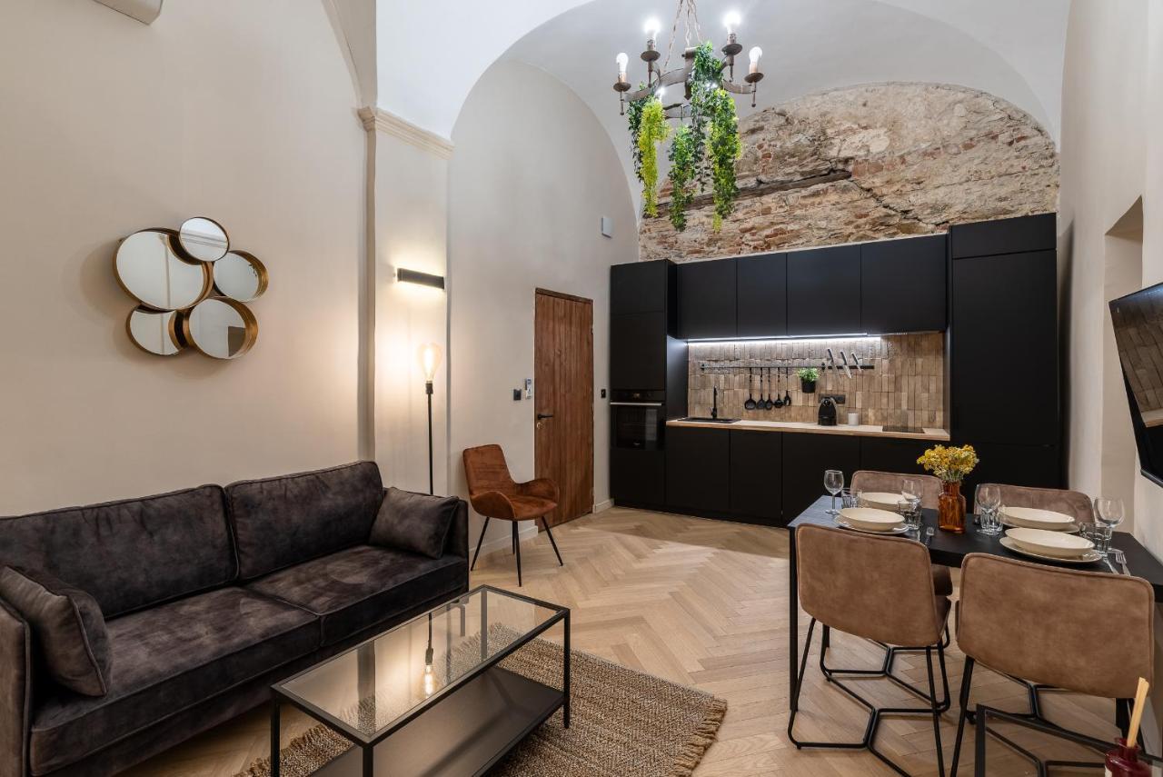 Tianu : Bastia Place Du Marche Экстерьер фото
