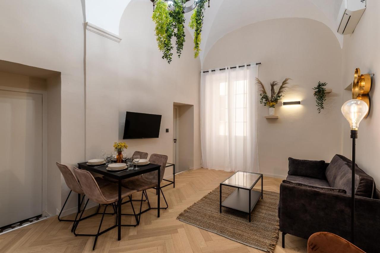 Tianu : Bastia Place Du Marche Экстерьер фото
